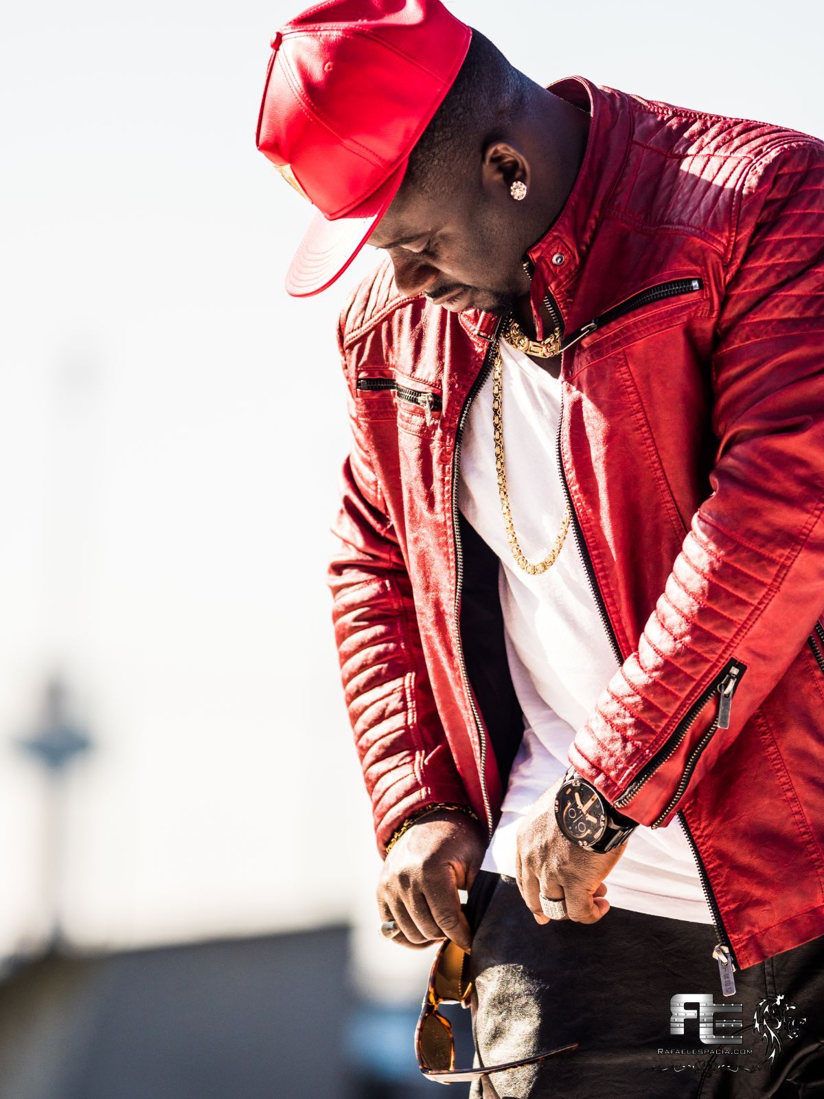 Play-B (Celebs Entertainment)